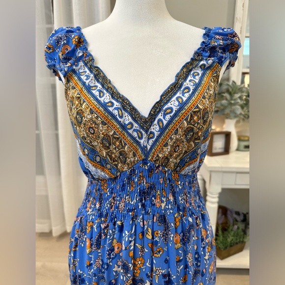 🔥BNWOT Floral Print Sweetheart Neck Lettuce Trim Shirred Waist Dress! - Picture 4 of 7